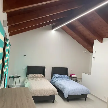 בית הארחה Court